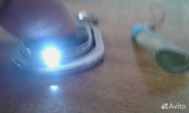 Два брелка,1 с подсветкой,2 adidas