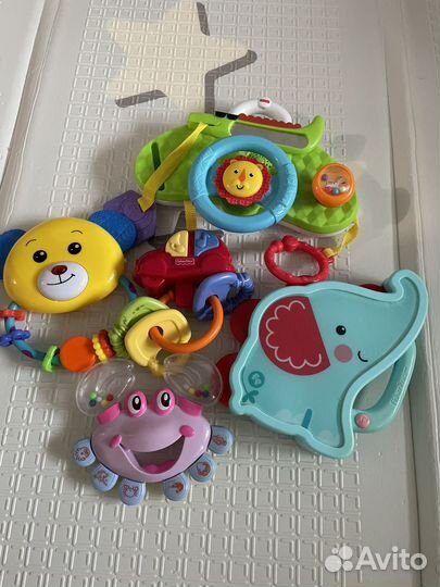 Развивающие игрушки fisher price