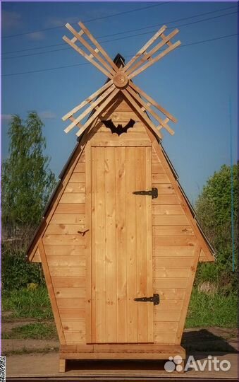 Уличный туалет деревянный TVP571