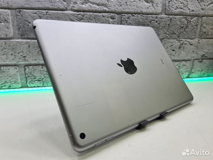 Планшет Apple iPad Air 2