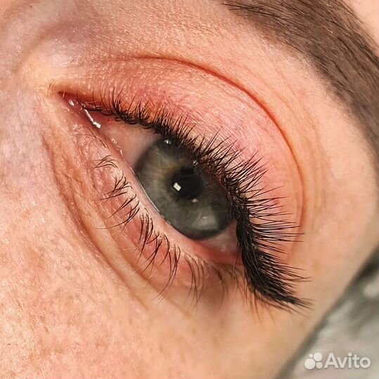 Наращивание и ламинирование ресниц