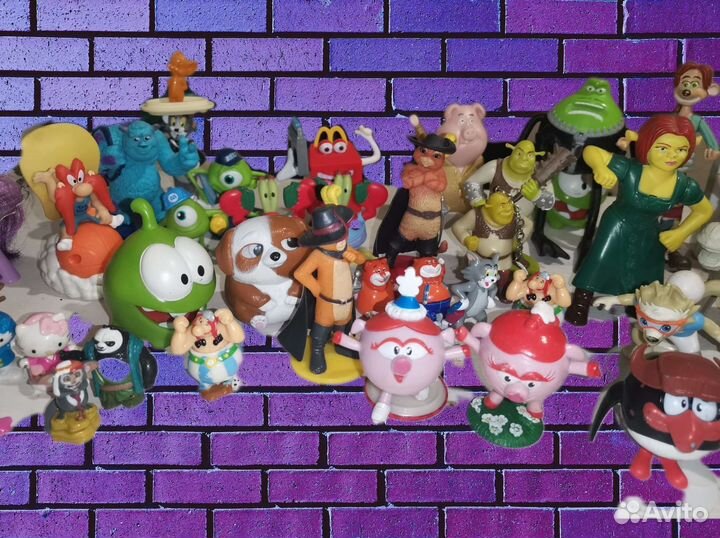 Фигурки из Макдональдса, бургер кинг, киндера и др