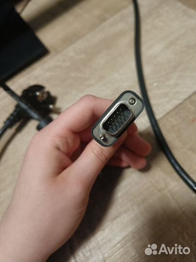 Монитор Dell