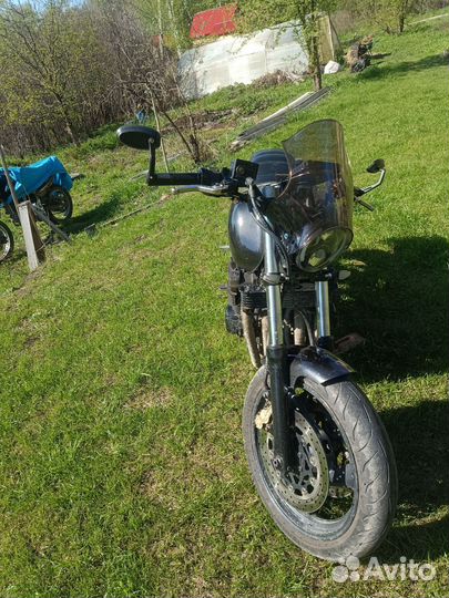 Мотоцикл ямаха XJR400 R