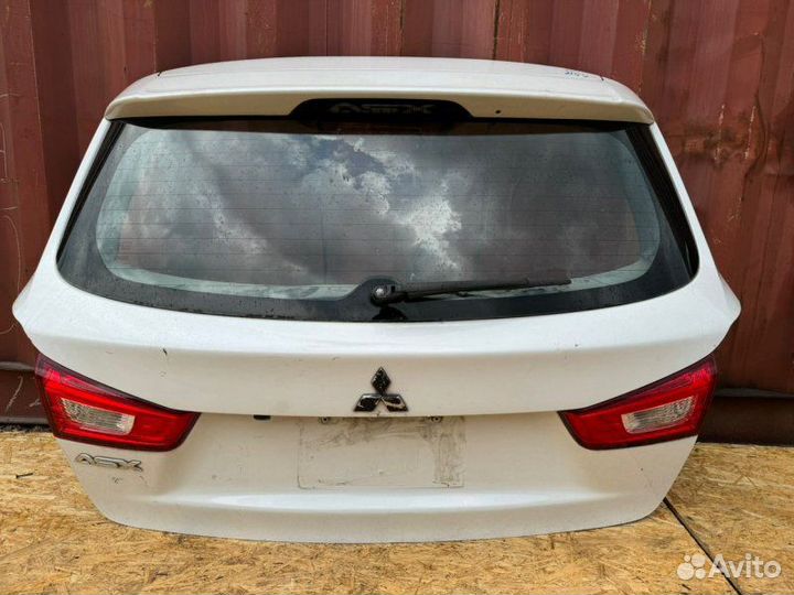 Крышка багажника Митсубиси асх (2010-2015)