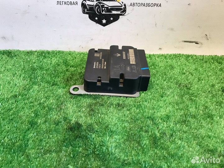 Блок управления airbag Renault Sandero