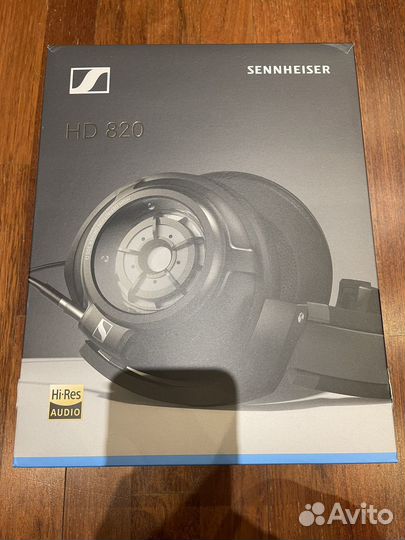 Sennheiser HD 820
