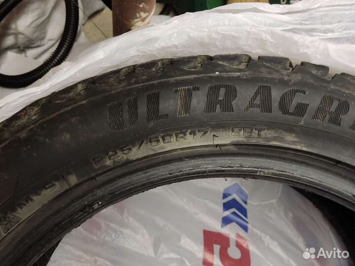 Goodyear Ultragrip Ice Arctic 225/50 R17