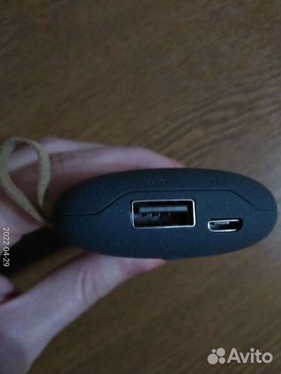 Универсальный зарядный аккумулятор