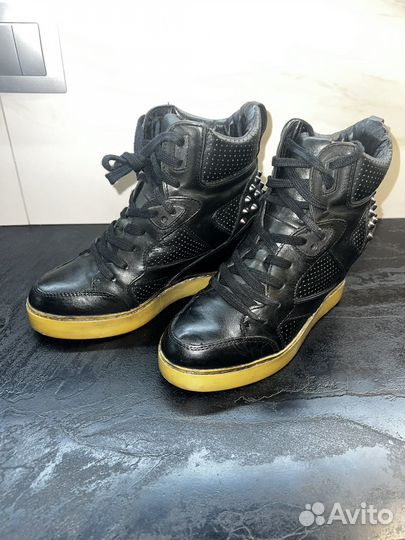 Ботинки женские на танкетке 38