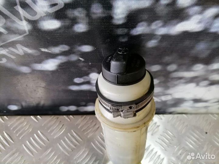 Бачок гур Volkswagen Passat B3 1.8 1988-1993