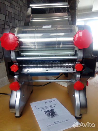 Лапшерезка электрическая Foodatlas RSS-200C