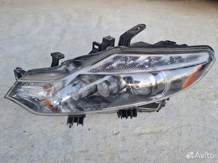 Фара левая Nissan Murano z51 ксенон оригинал