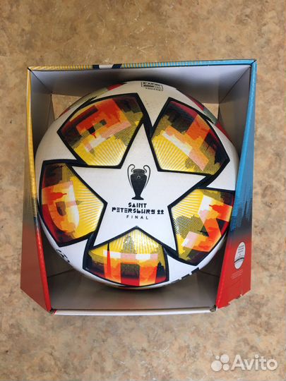 Футбольный мяч Adidas Лига Чемпионов 21-22г