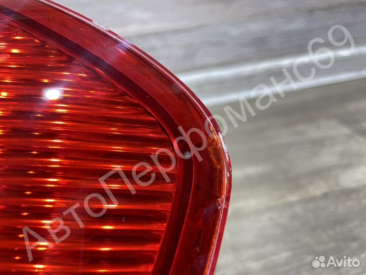 Фонарь задний правый Hyundai Sonata 4 (2001-2012)