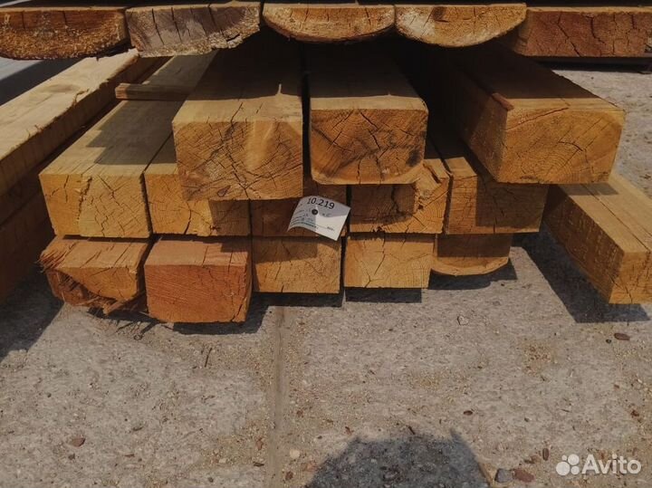 Домостроение с брусом из лиственницы