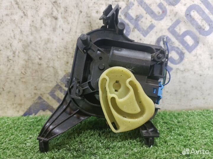 Сервопривод заслонки печки Volkswagen Polo седан