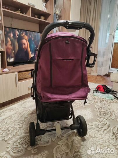 Прогулочная коляска