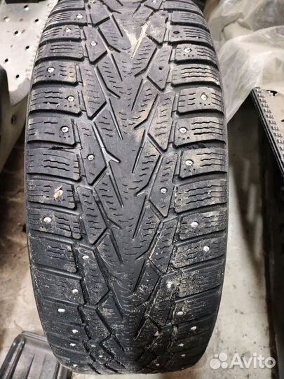 Nokian Tyres Nordman 7 SUV 215/65 R16 102T