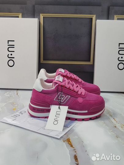 Кроссовки женские Liu Jo розовые LJ1