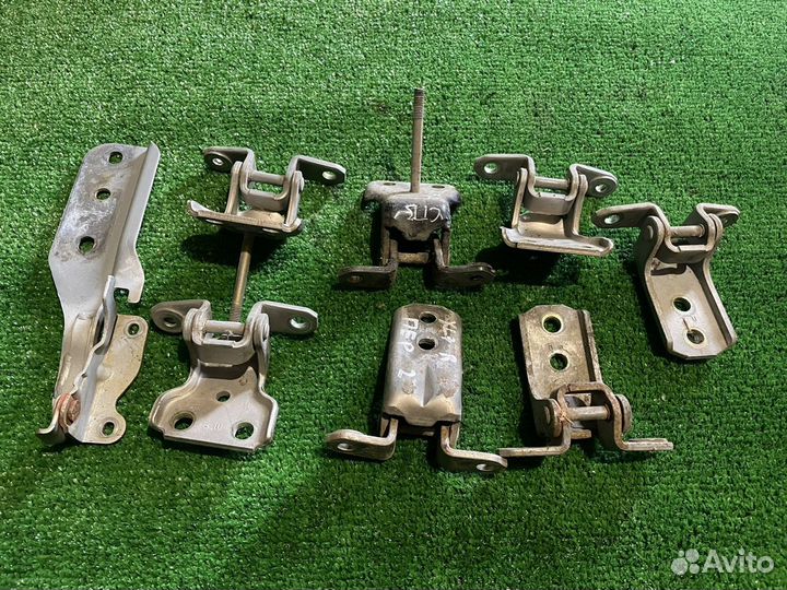 Петли дверей Сузуки гранд Витара Шевроле трекер