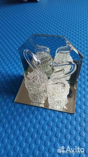 Хрустальные лебеди