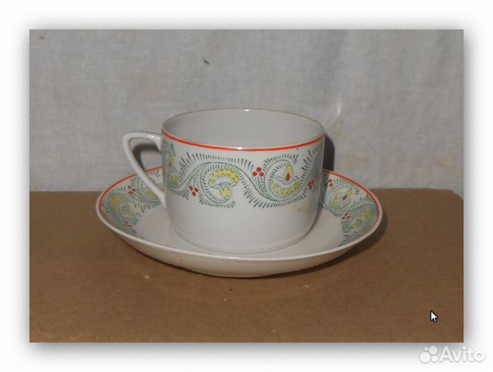 Ваза с медальонами.Цветы.19век.Клеймо