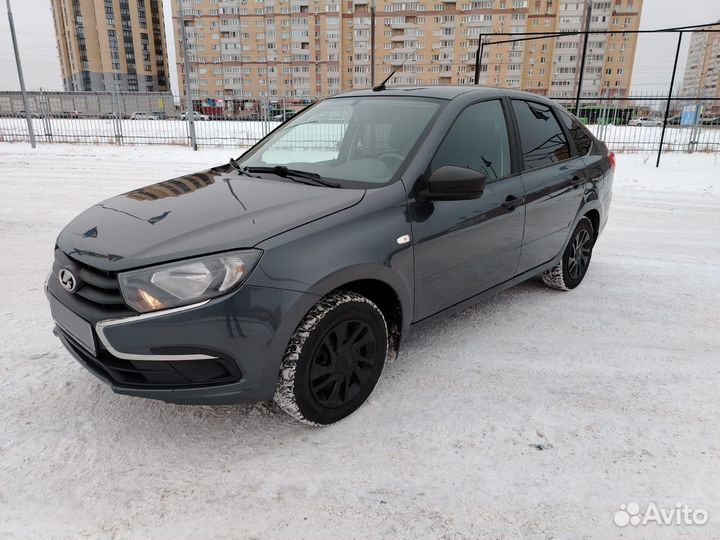 LADA Granta 1.6 МТ, 2019, 131 000 км