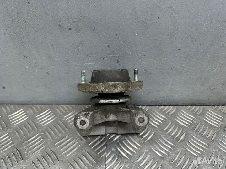 Подушка CVT Audi A4 B7 ALT 2.0