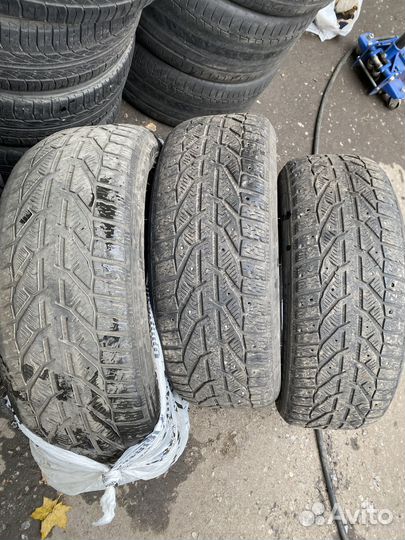 Kormoran Stud 2 215/55 R17