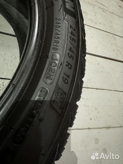 Michelin X-Ice Snow 245/45 R19 102H