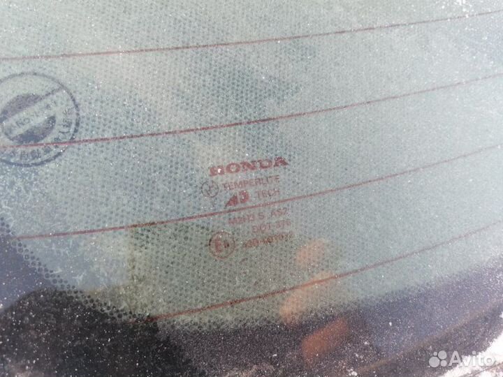 Стекло заднее Honda Saber UA4 J25A 1999