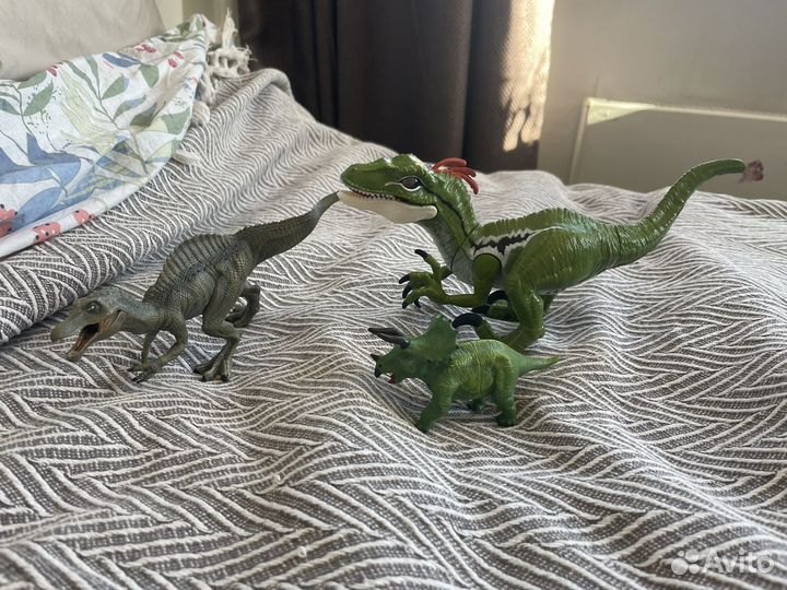 Динозавры набор