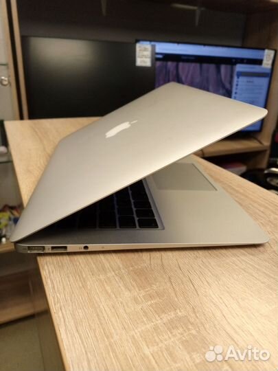 Apple MacBook Air 13