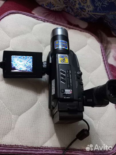 Видеокамера JVC,GR-fxm17a