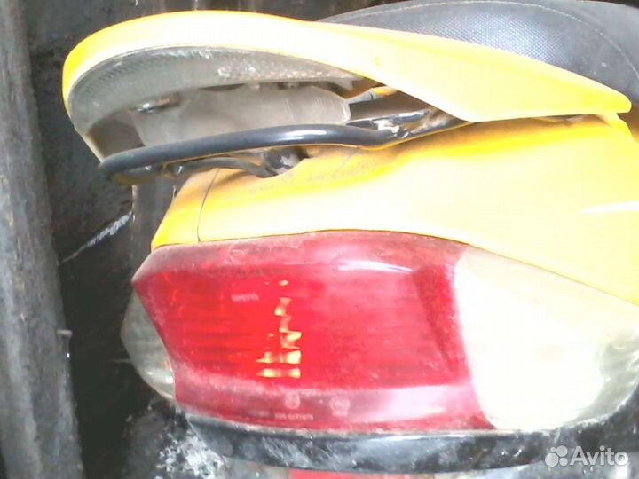 Скутер двухместный,80куб обмен на электровелосипед