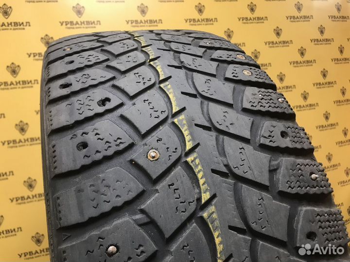 Kumho I'Zen Wis KW19 235/55 R17 103T