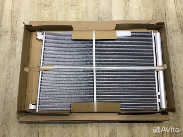 Радиатор кондиционера Mercedes-Benz C-Class 13-21 / E-Class 16-20