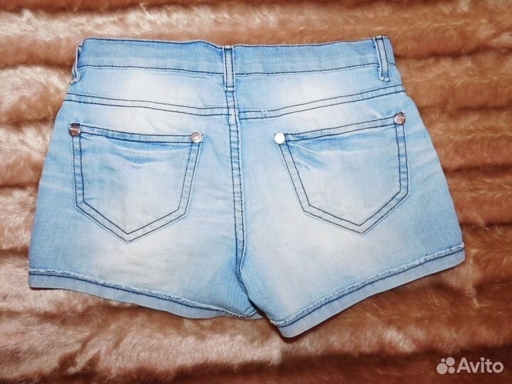 Джинсовые шорты