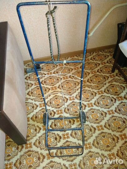 Тележка хозяйственная на колесах