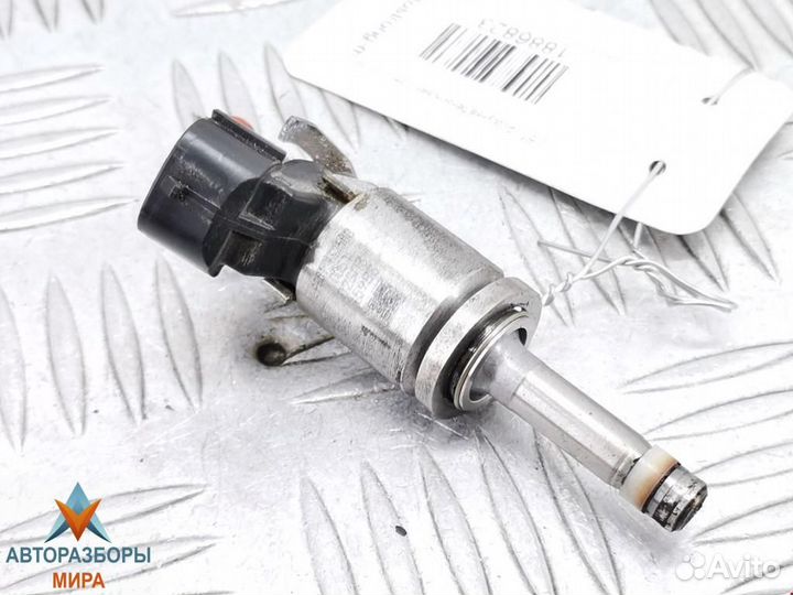 Форсунка Mazda CX-5 2014 PE0113250B