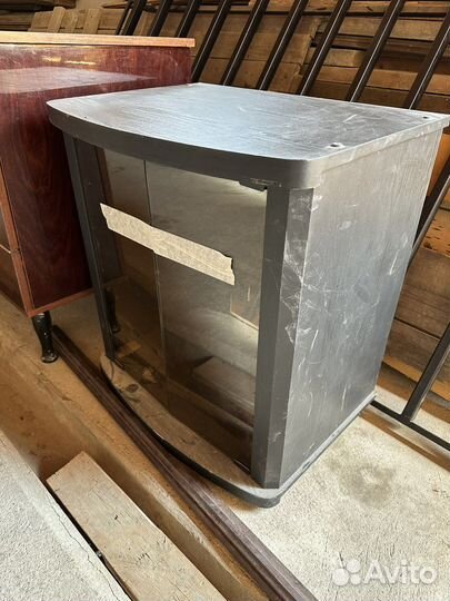 Тумба под телевизор