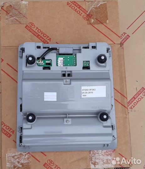 Toyota Lexus плафон салона