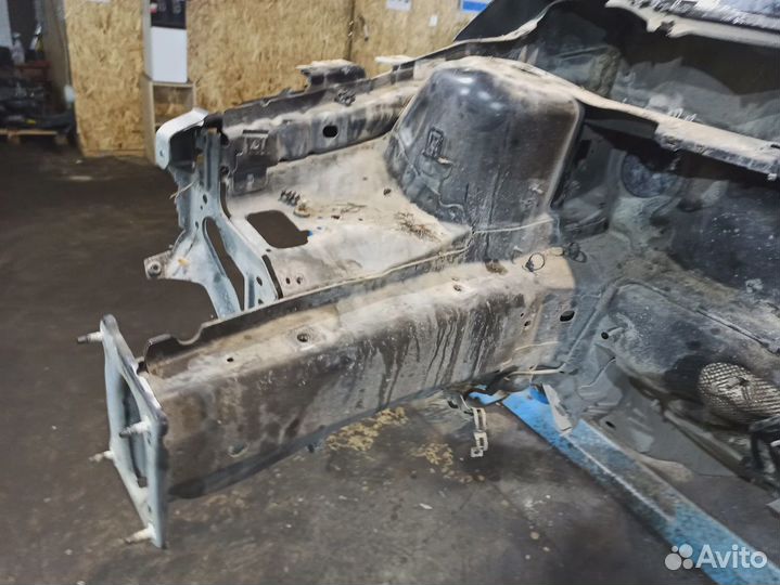 Лонжерон передний правый Ford Focus 3