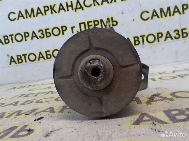 Опора двигателя передняя Toyota Camry XV10 1991-1