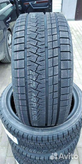 Triangle PL02 235/45 R17