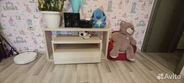 Тумба под технику