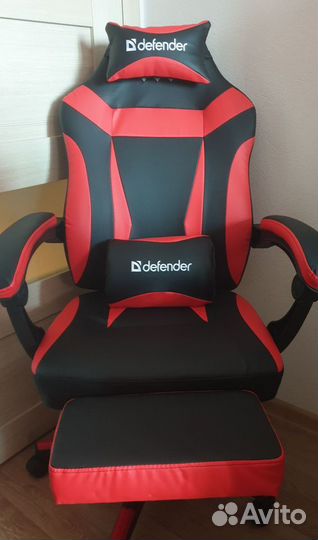 Новое игровое кресло Defender Cruiser