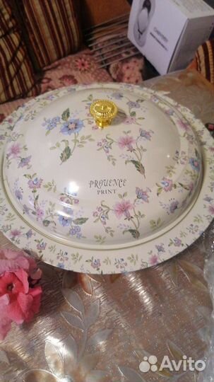 Блюдо с крышкой