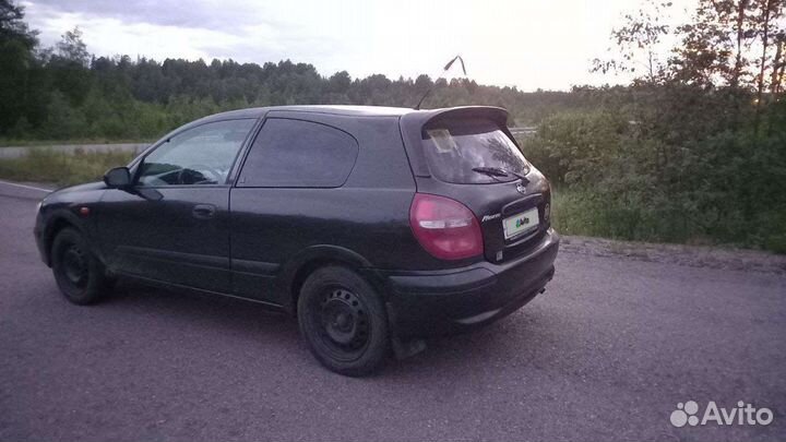 Nissan Almera, 2001